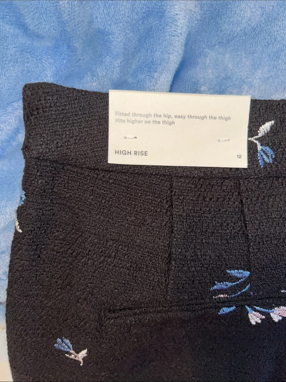 Ann Taylor Black Floral Embroidered Women’s Shorts 12 - Picture 3 of 6
